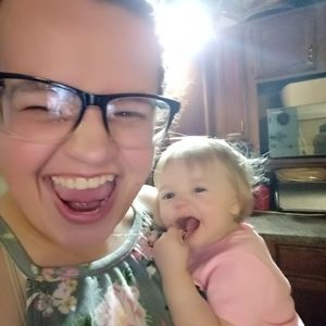 Meet your Posher, Alexis